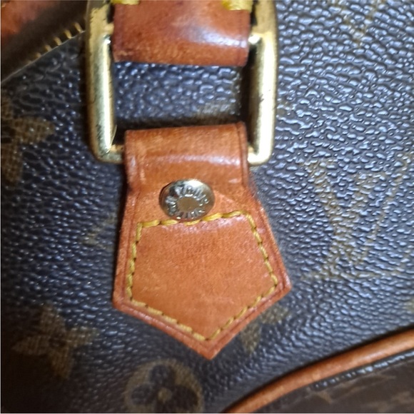 🥳!!! Authentic Louis Vuitton Elipse bag. - Picture 4 of 8